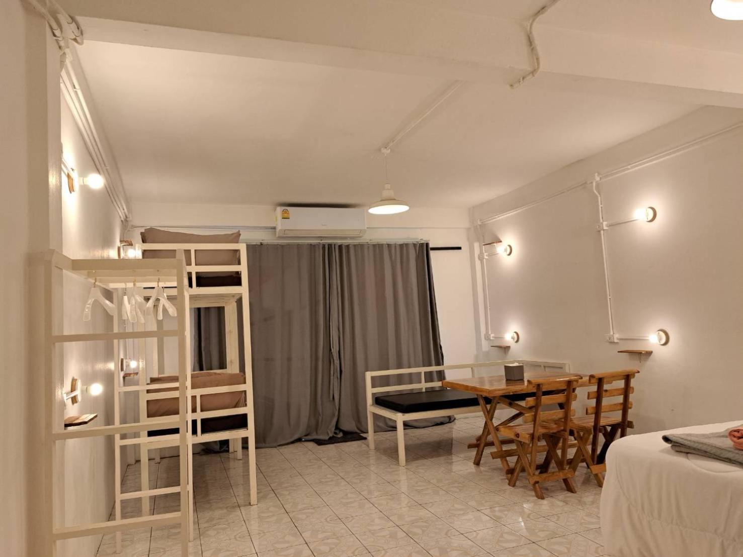 8 Sleeper Street Guesthouse Krabi town Eksteriør bilde