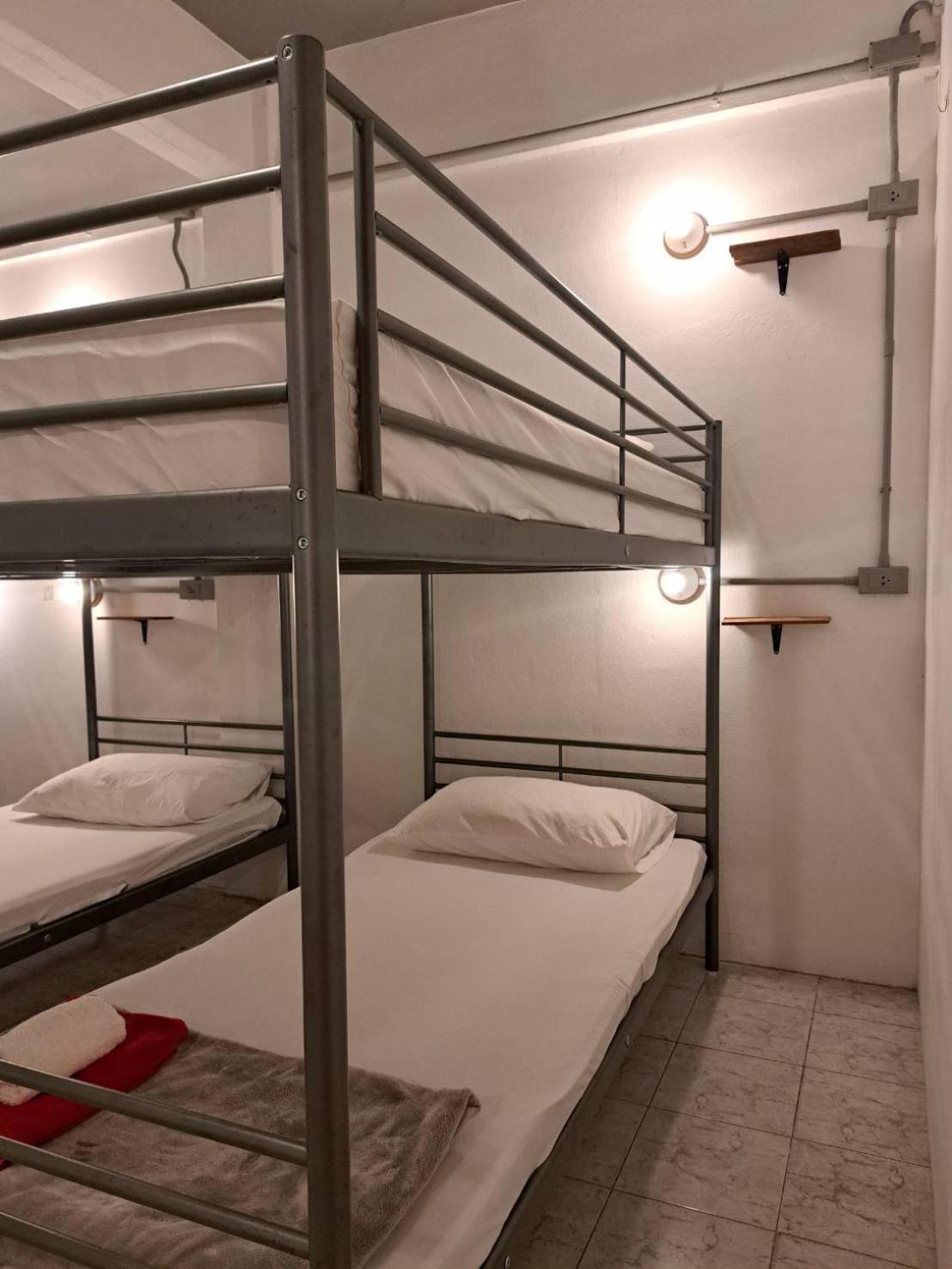8 Sleeper Street Guesthouse Krabi town Eksteriør bilde