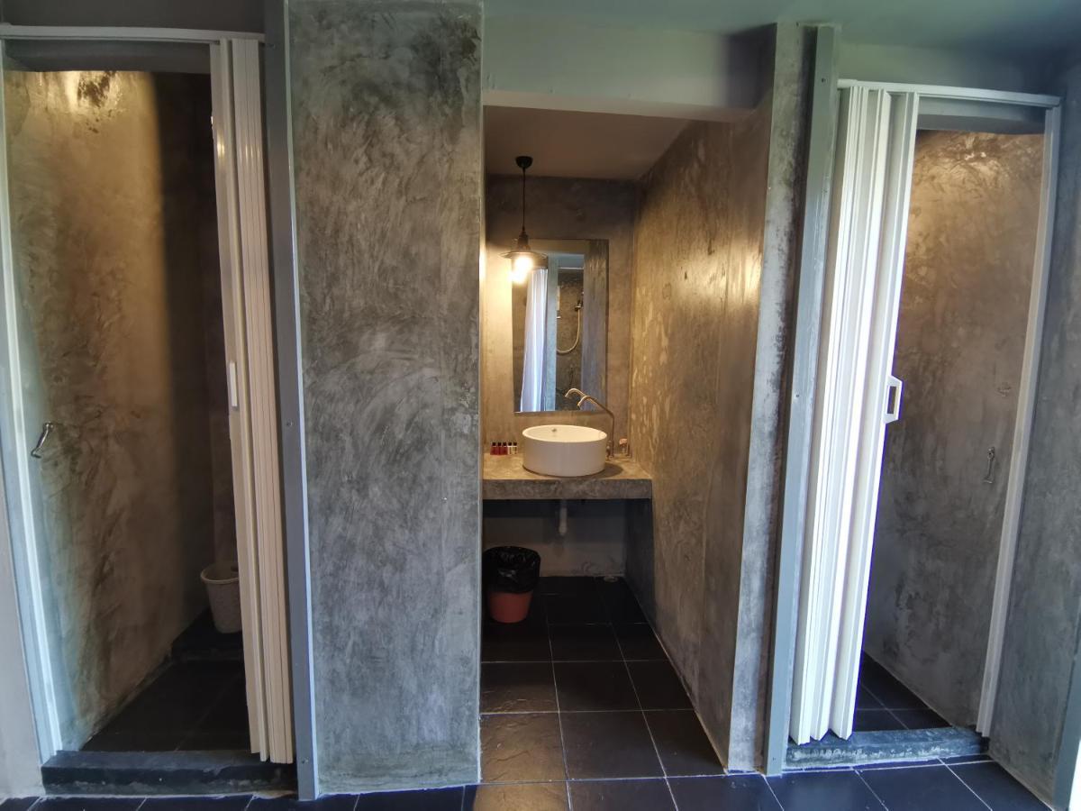 8 Sleeper Street Guesthouse Krabi town Eksteriør bilde